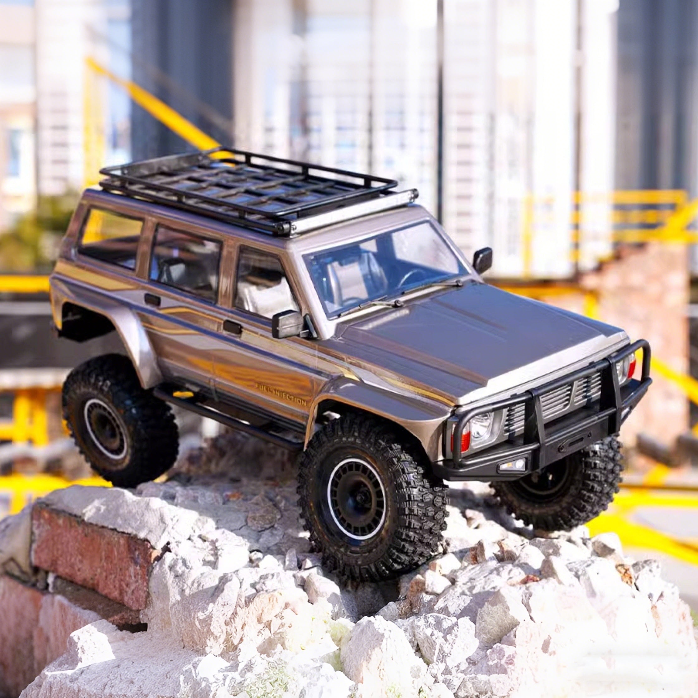 What are the specific parameters of the motor equipped with YIKONG YK4107pro RC CAR?