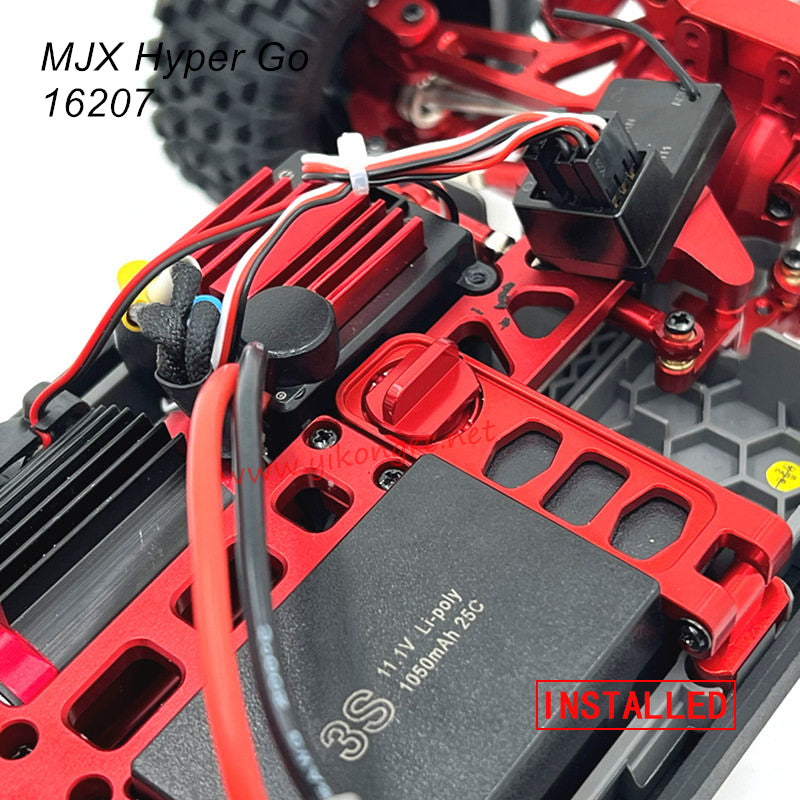 MJX Hyper Go 16207 RC Car Upgrade Parts Battery Fixing Switch installed